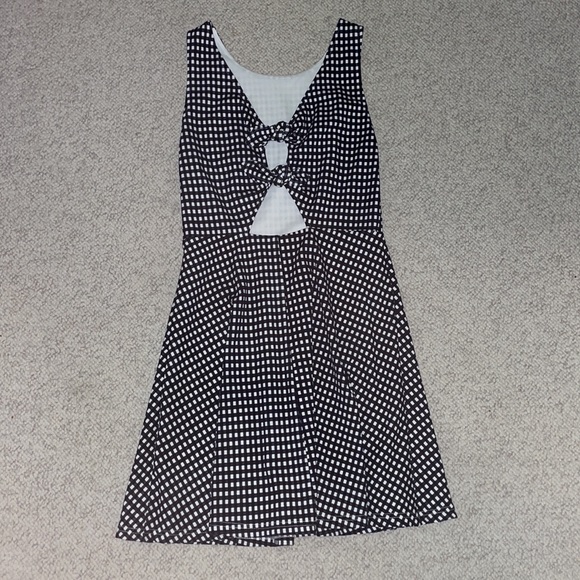 Checkered dress - Picture 1 of 3